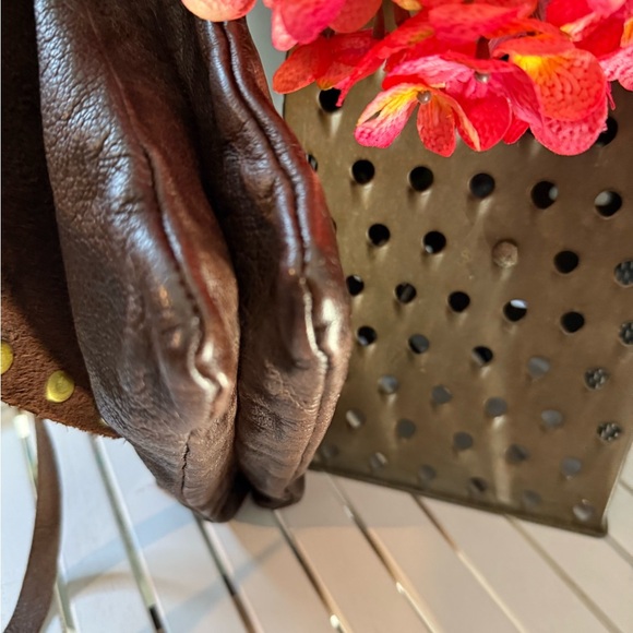 Origi Cow Hide Handmade Crossbody Rose Tooled /Studed From Italy - Picture 5 of 10